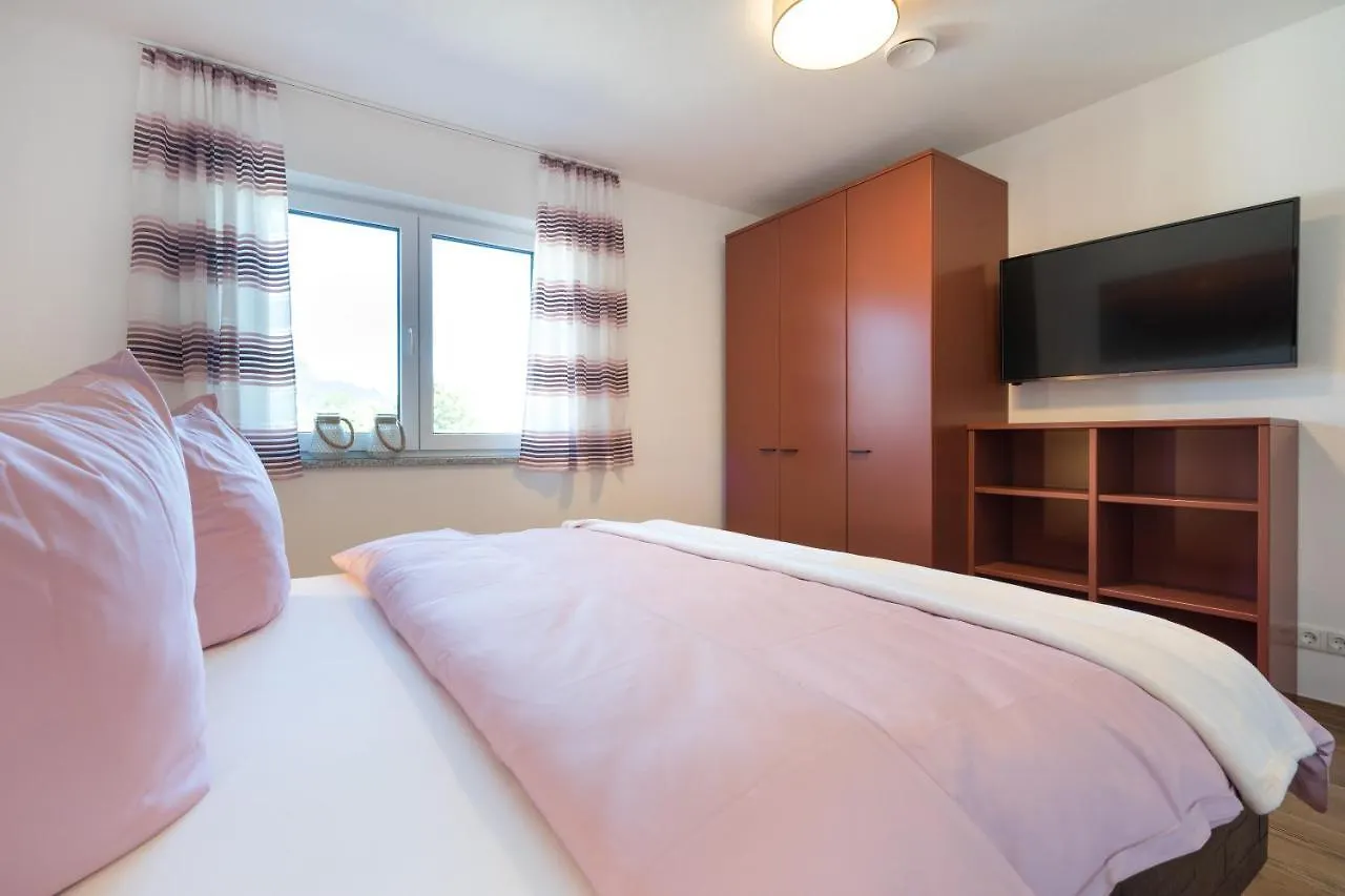 Apartment Ferienwohnungen Alpentraum - Oberstdorfer Berglodge