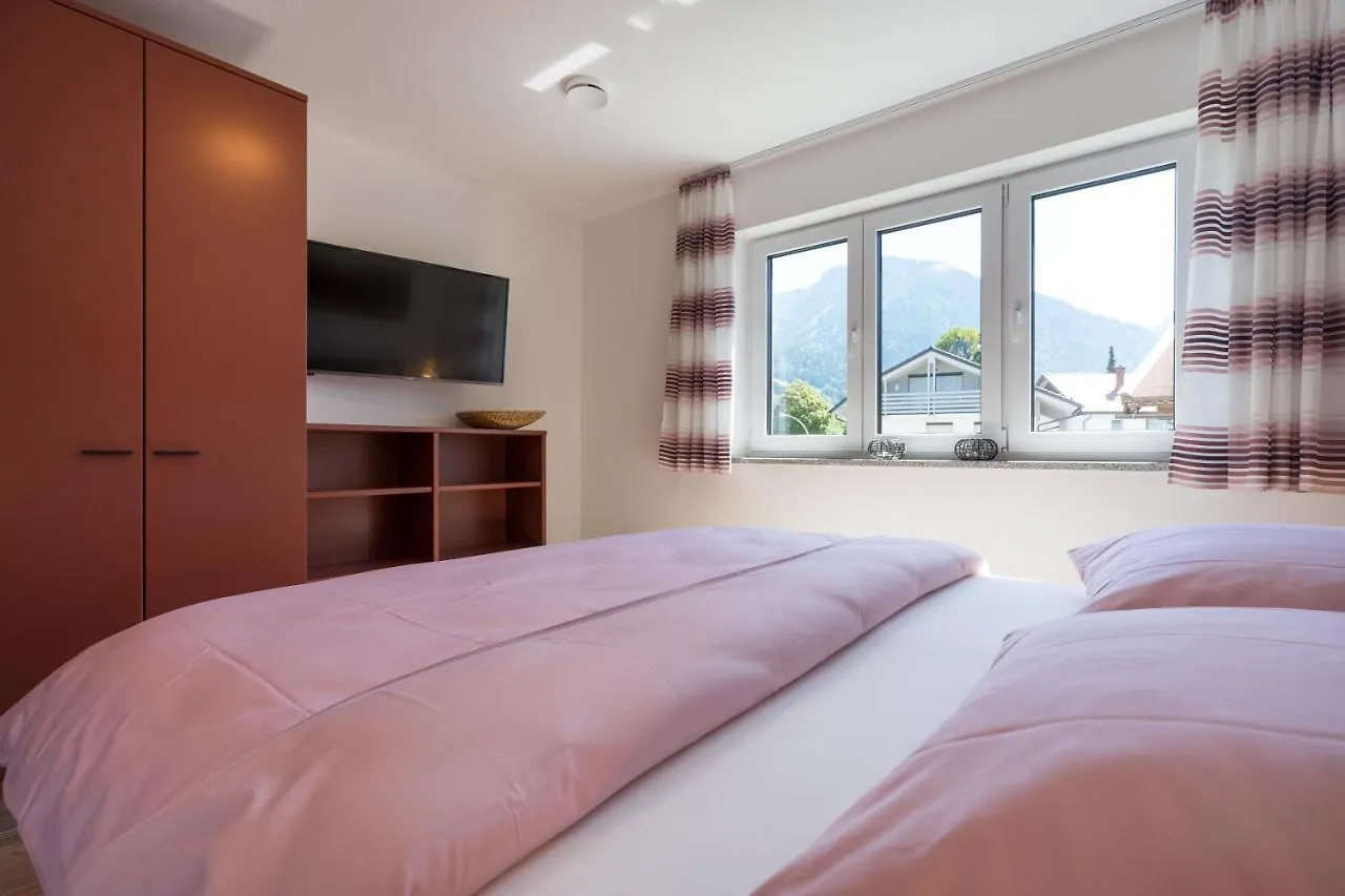 Apartment Ferienwohnungen Alpentraum - Oberstdorfer Berglodge